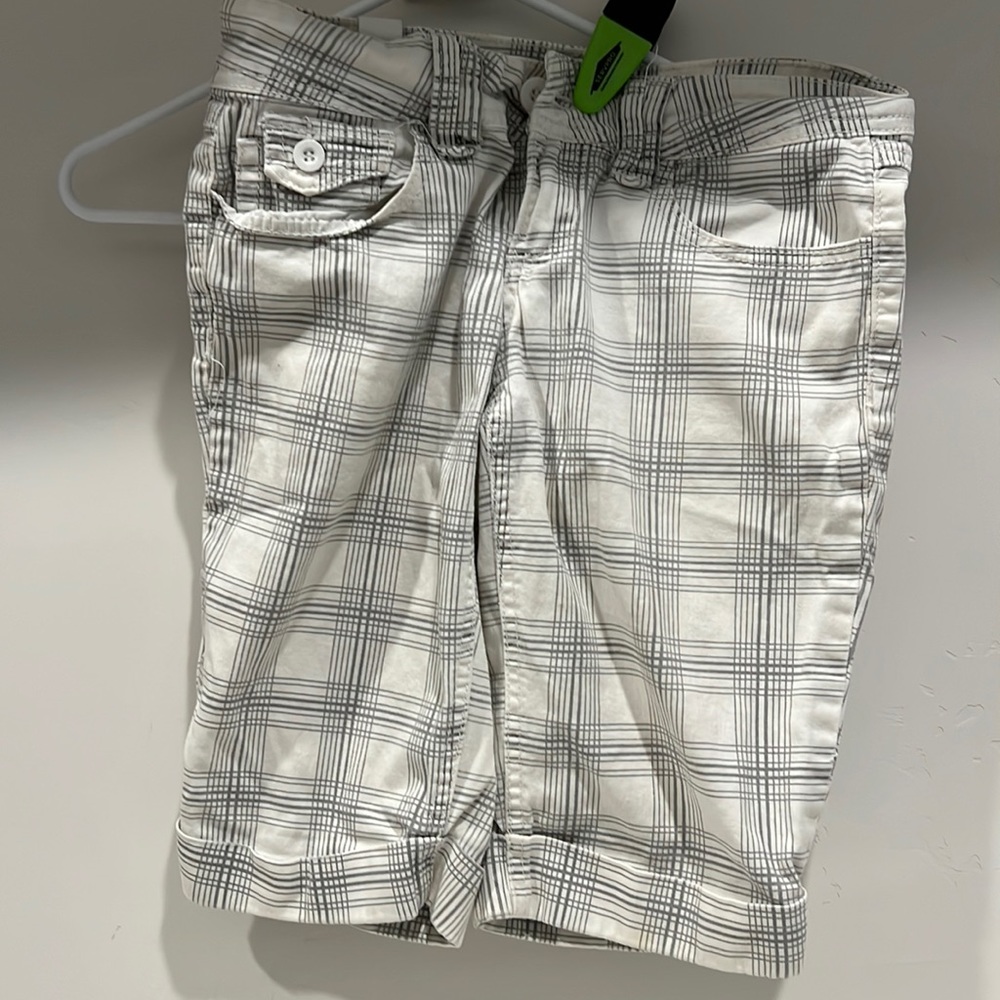 YMI Shorts Size 3